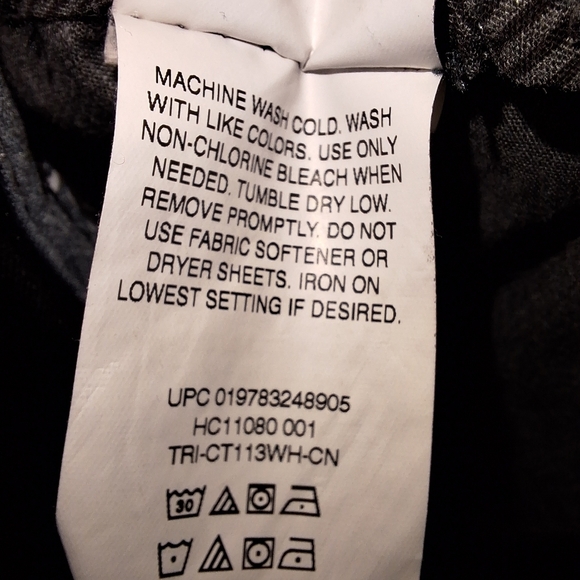 Haggar Cool Right Performance Flex dress slacks in a men's size 42x32. Pre-loved - Picture 4 of 6